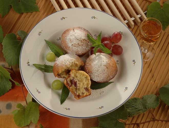 Szőlős-mazsolás muffin