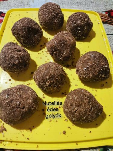 Nutellás édes golyók (2 hozzávalóból)