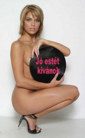 Szisszy képeslapja